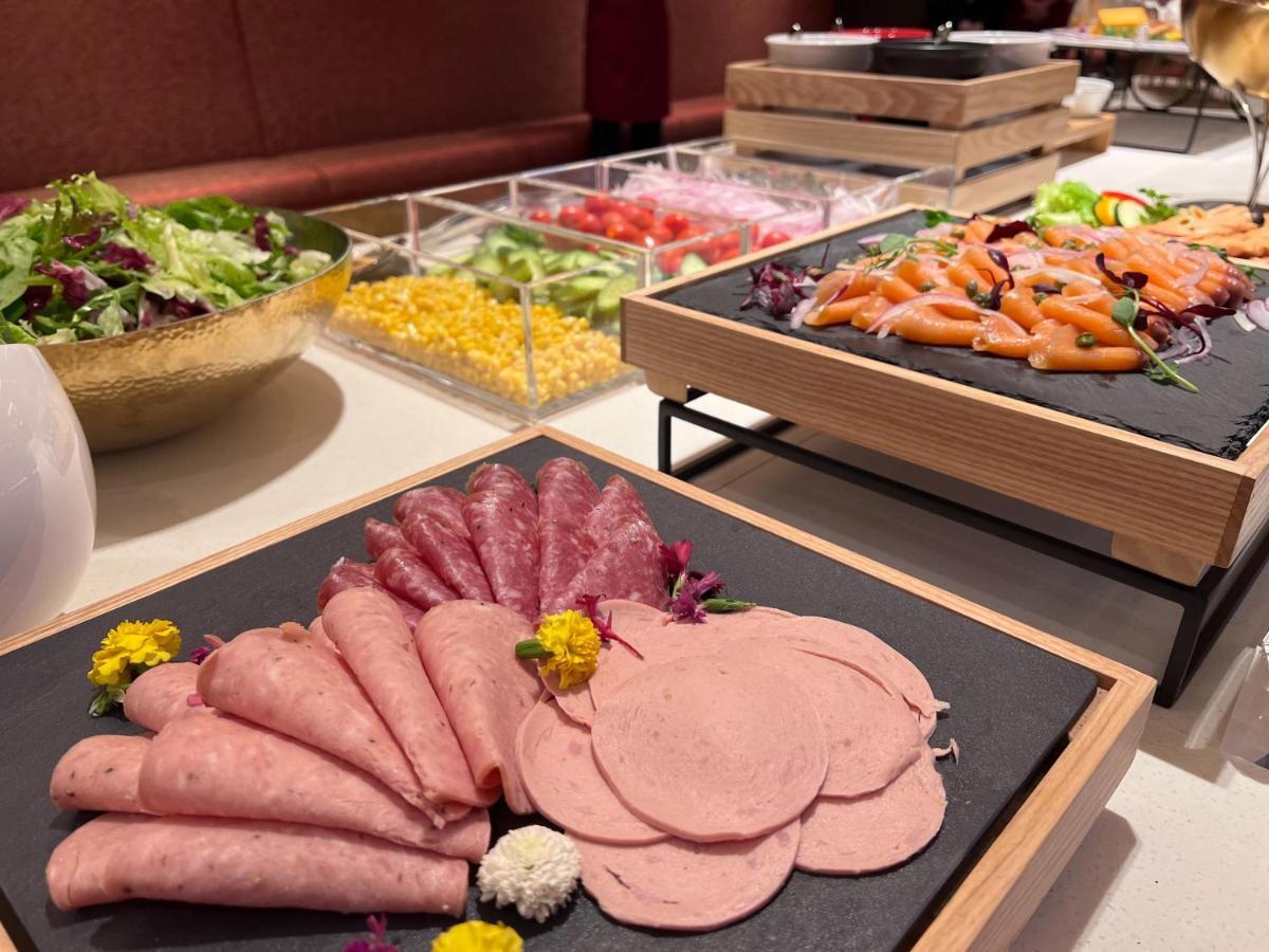 Hotel Gracery Taipei Bagian luar foto